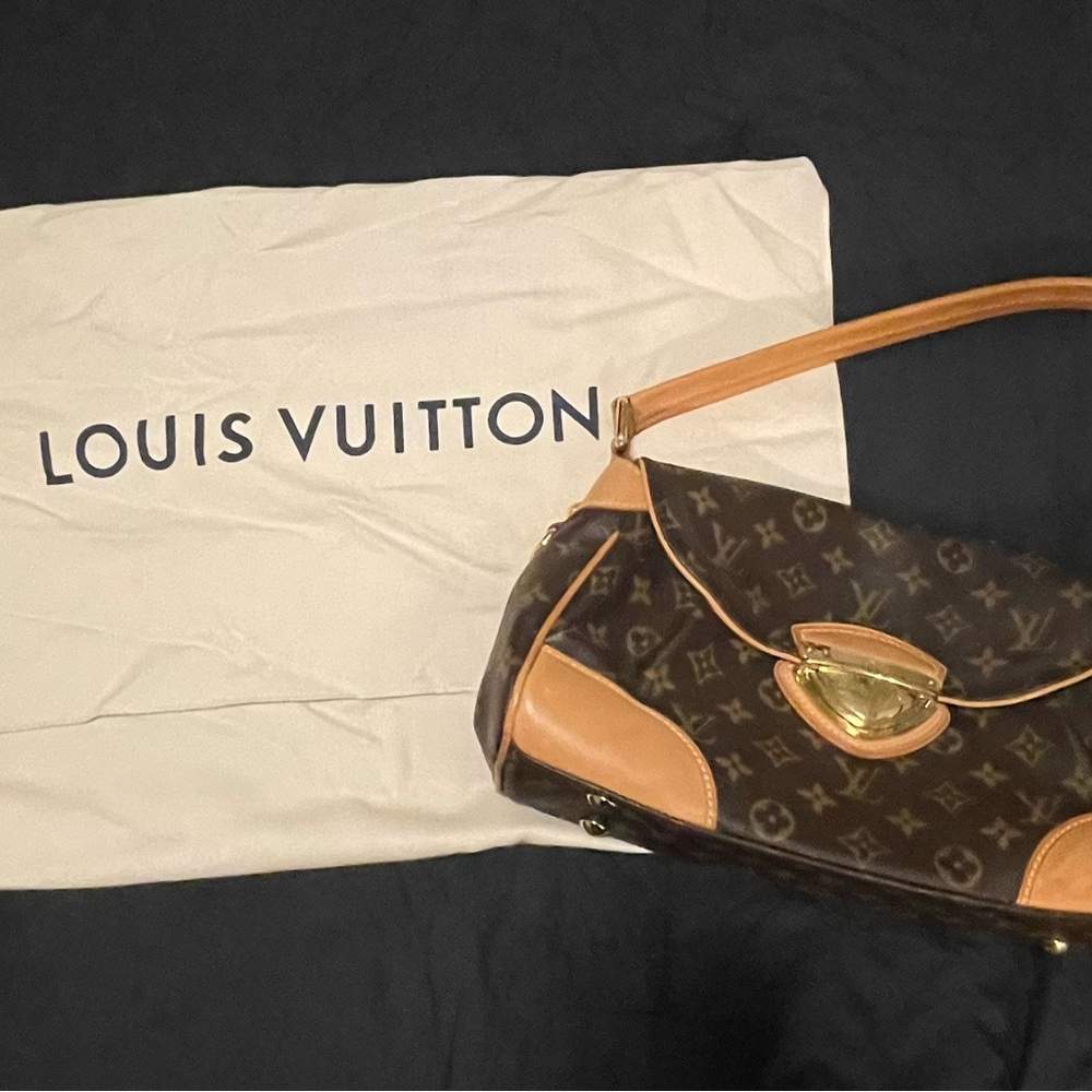 Louis Vuitton Elegant Brown and Tan Shoulder Bag